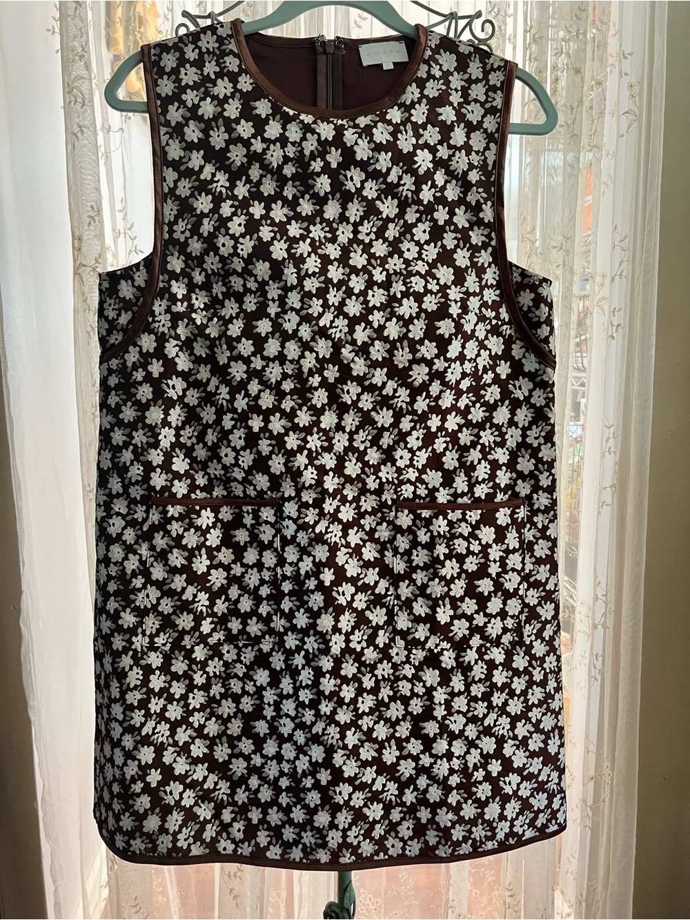 entro Brown Mini Shift Dress with White Floral Print